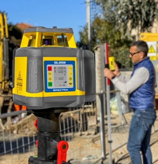 LIVELLO LASER SPEKTRA GL222 DIGITALE DOPPIA PENDENZA CON CAVALLETTO PROFESSIONALE E STADIA